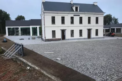 Bigger view of Aanleg parking in kasseien