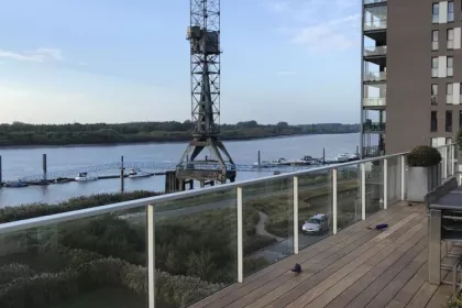 Bigger view of Aanleg terras in Ipé Hout
