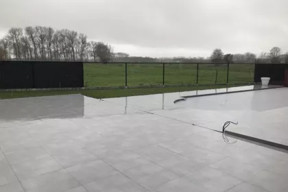 Bigger view of Aanleg terras en romeinse trap keramische steen